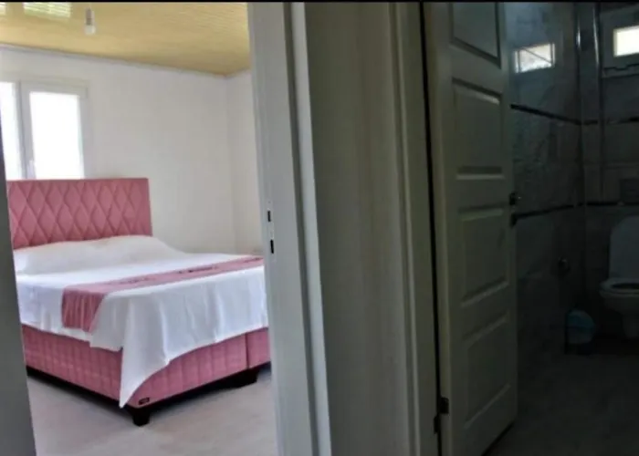 Demir Apart-otel * קס