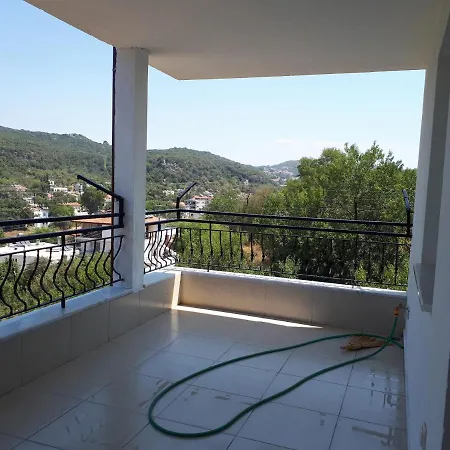 Demir Apartament